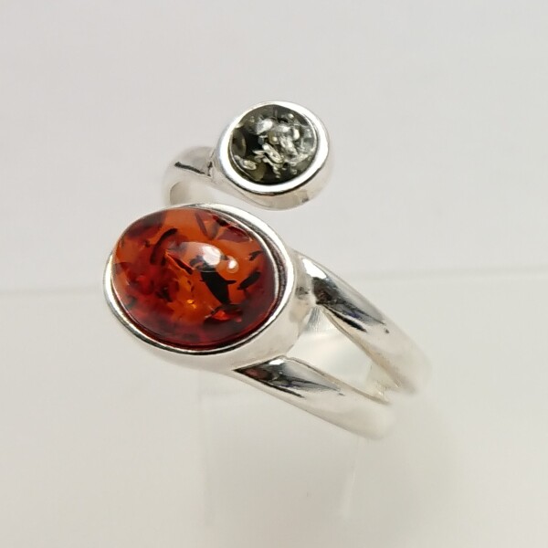 Ring "offen/56", Bernstein "cognac/grün", ES