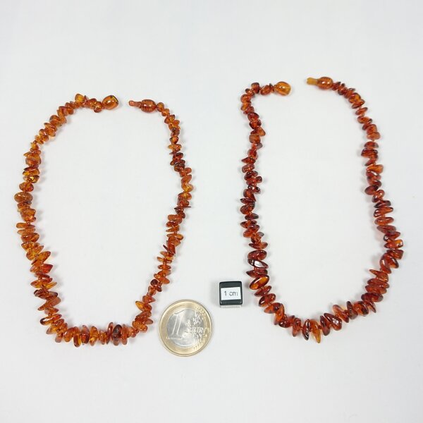 Babybernsteinkette "Splitter", ca. 32-34 cm einfärbig Steckschließe