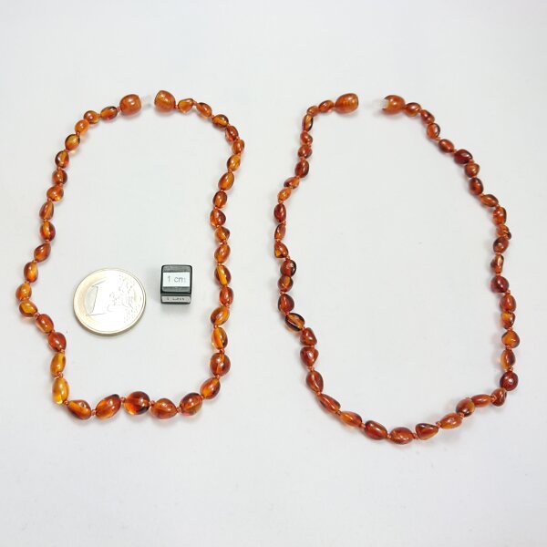 Babybernsteinkette "Böhnchen", ca. 32-34 cm einfärbig Drehschließe