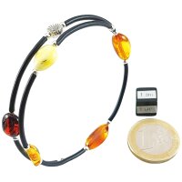 Spiralarmband, Bernstein auf Kautschuk